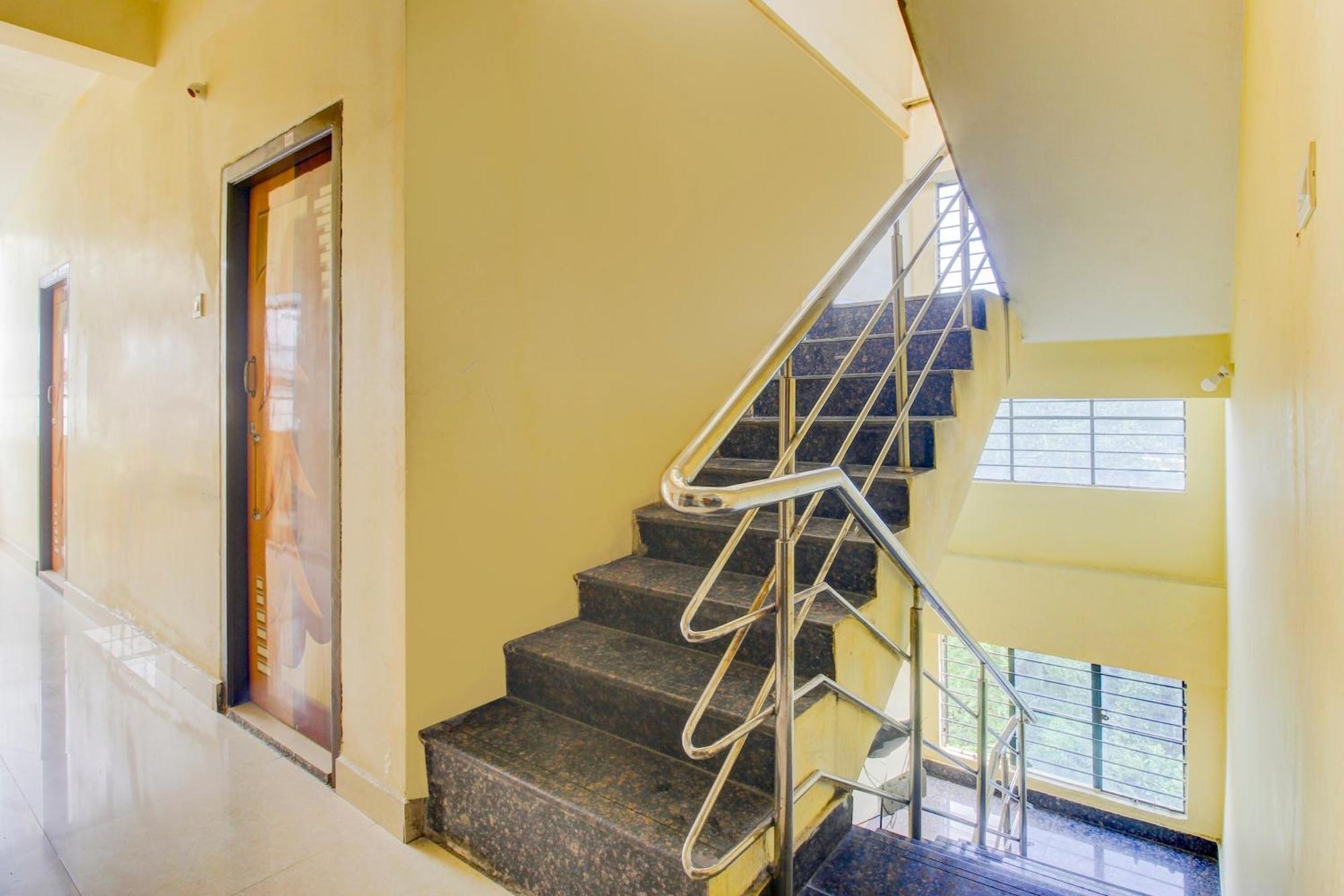Hotel Spot On Sankalp Residency Hyderabad Esterno foto